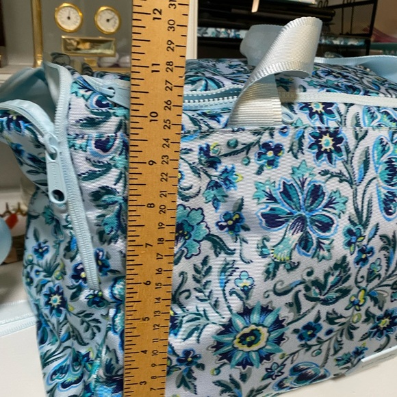 Vera Bradley Lighten Up Active Duffel Travel Gym Bag in Cloud Vine - Picture 4 of 5